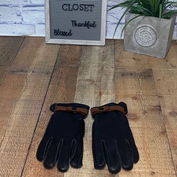 Black leather gloves - Picture 5 of 7